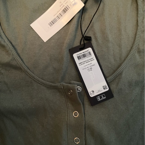 Henley dress NWT - Picture 2 of 2